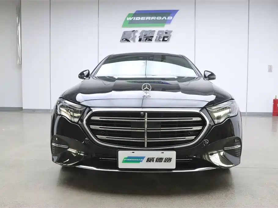 Mercedes-Benz E-Class 2025 Facelift E 300 L Luxury фото 2
