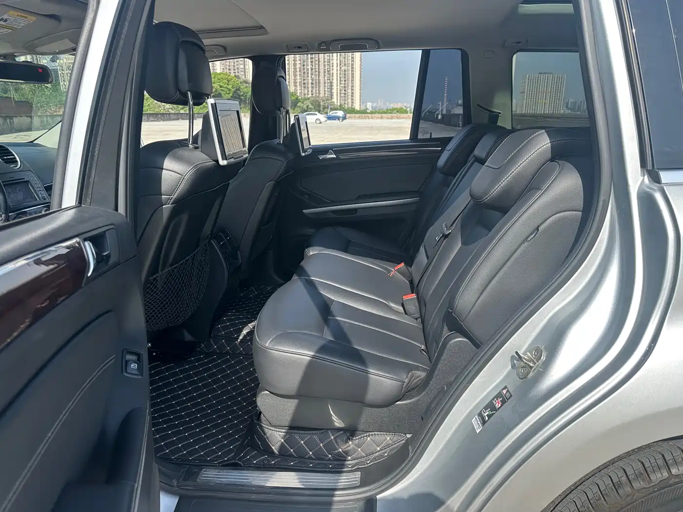 Mercedes-Benz GL-Class фото 16