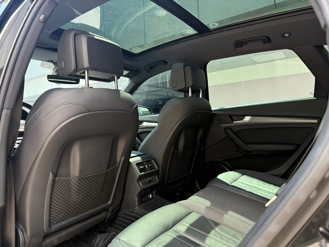 Audi Q5L 2023 40T Luxury Dynamic фото 6