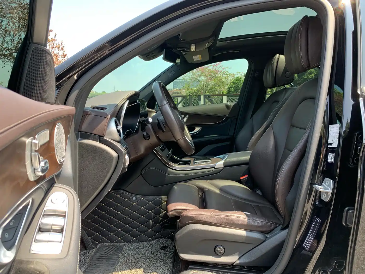 Mercedes-Benz GLC 2020 Facelift GLC 300 L 4MATIC Dynamic фото 14