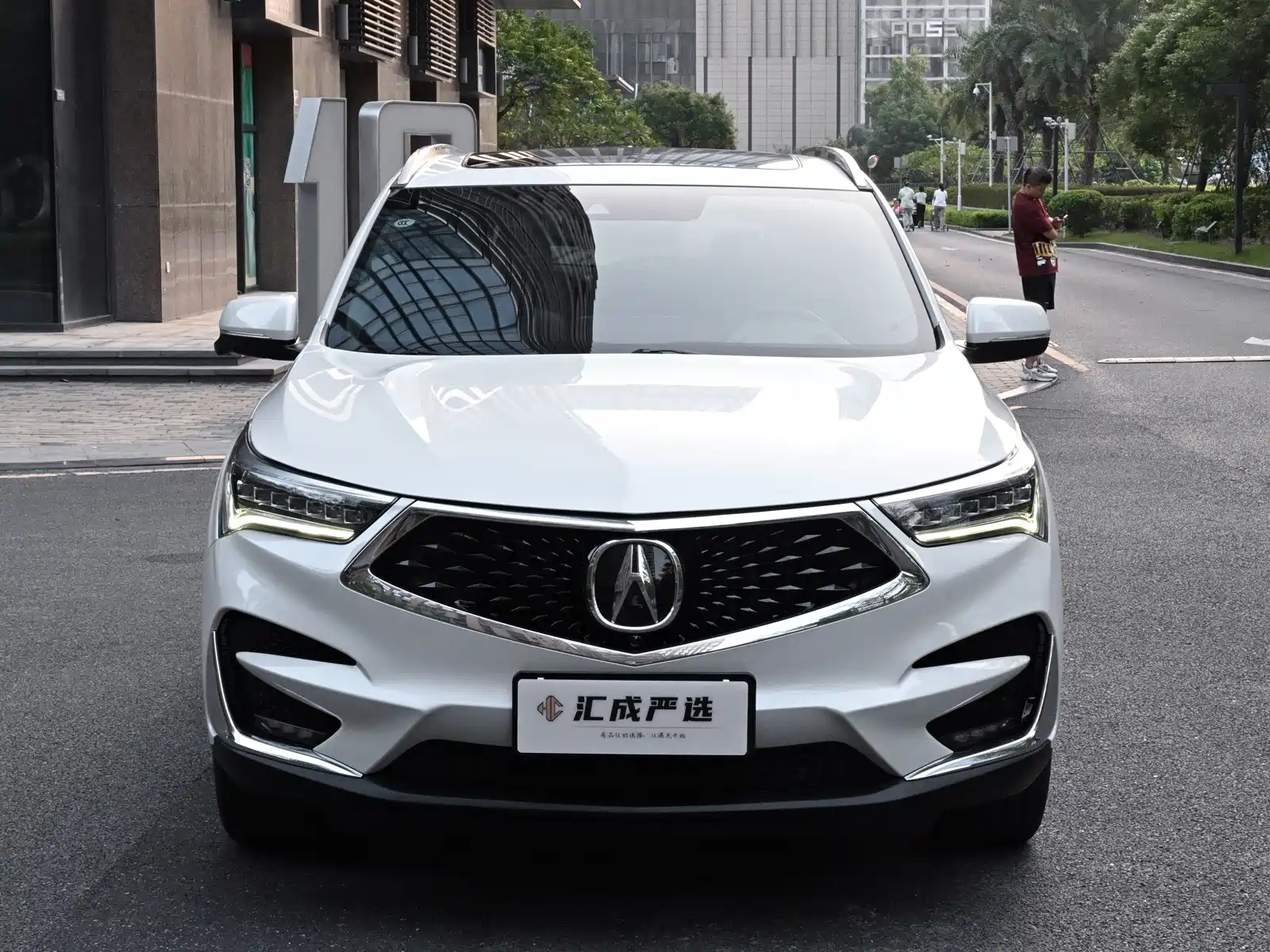 Photo 8 - Acura RDX