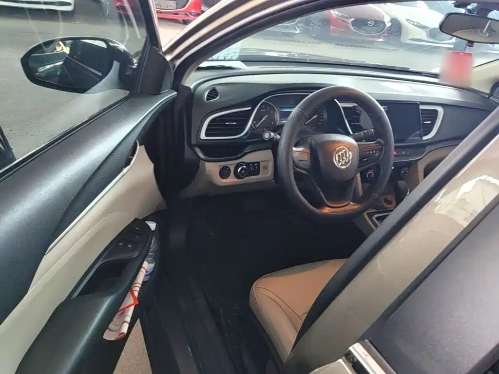 Фото 16 - Buick Excelle