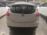 Фото 10 - Ford Focus