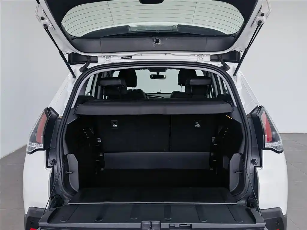 Peugeot 3008 2019 350THP Automatic Leading Edition фото 16