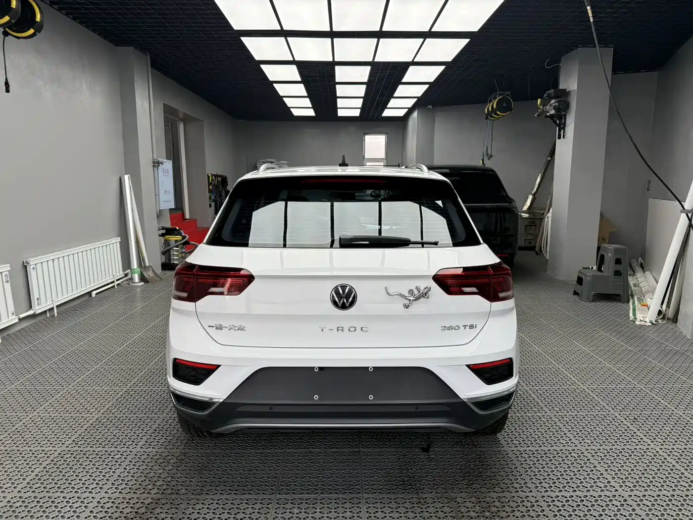 Volkswagen T-ROC 2022 280TSI DSG 2WD Elite PLUS фото 5