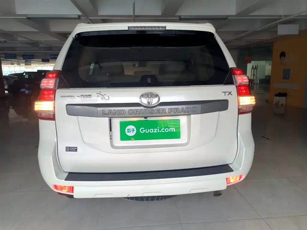 Toyota Prado 2015 2.7L Automatic Luxury фото 6