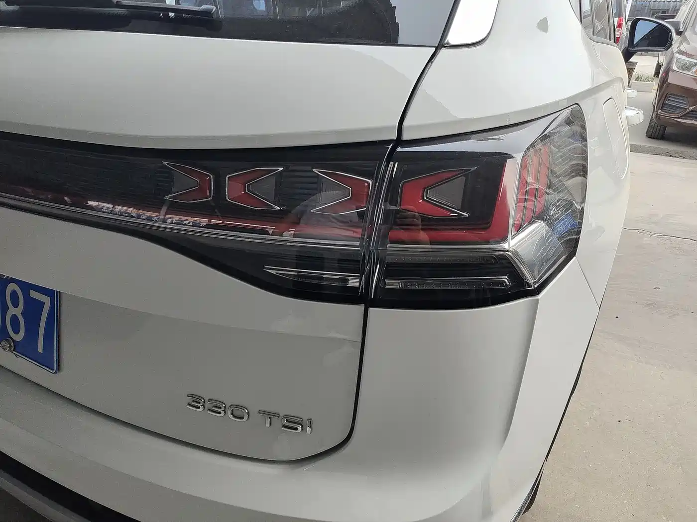 Volkswagen Tayron 2023 330TSI 2WD Luxury Plus Advanced Edition фото 12
