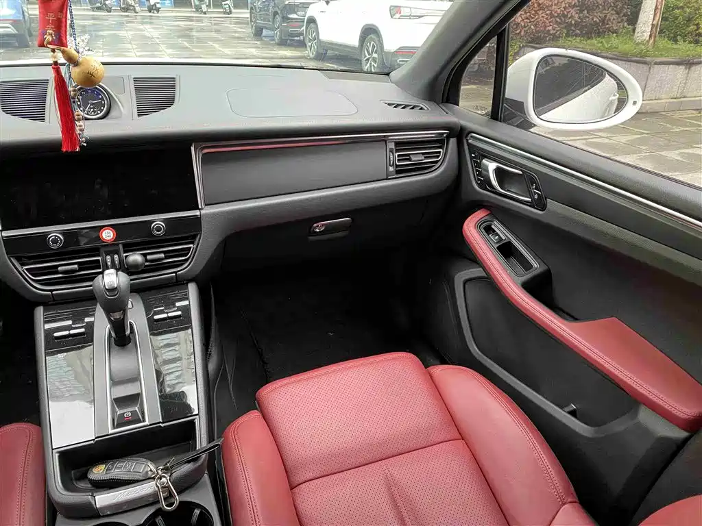 Porsche Macan 2022 Macan 2.0T фото 10