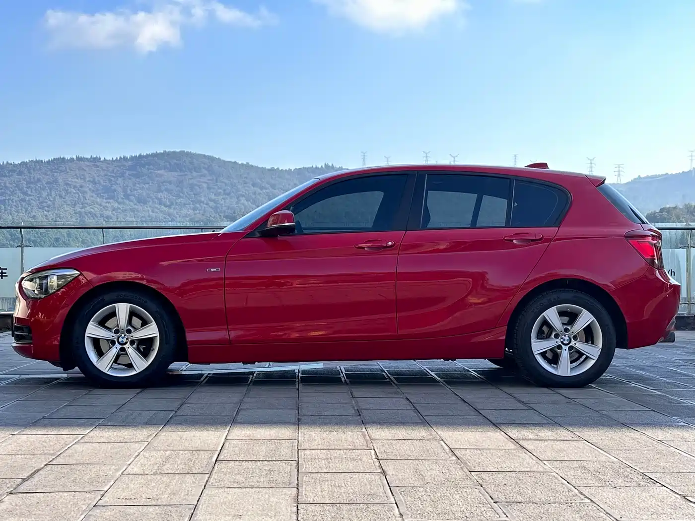 BMW 1 Series (Import) 2013 Facelift 118i Sport Model фото 9