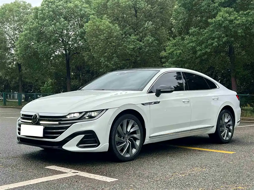Volkswagen FAW-Volkswagen CC 2021 380TSI Eye-catching Edition фото 8