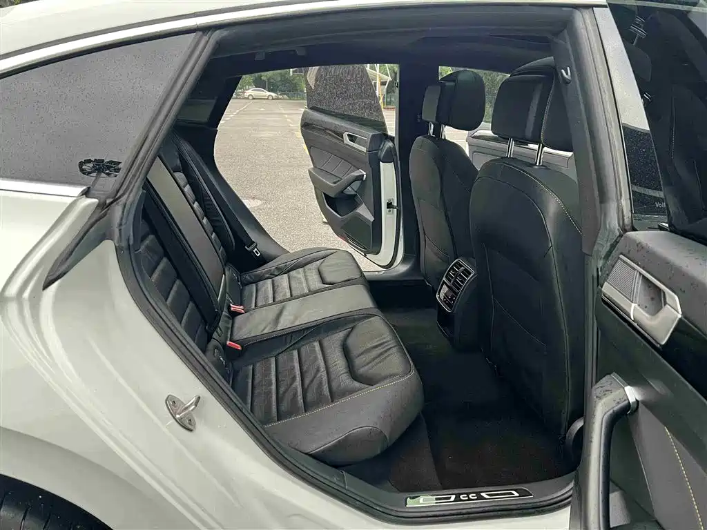 Volkswagen FAW-Volkswagen CC 2021 380TSI Eye-catching Edition фото 17