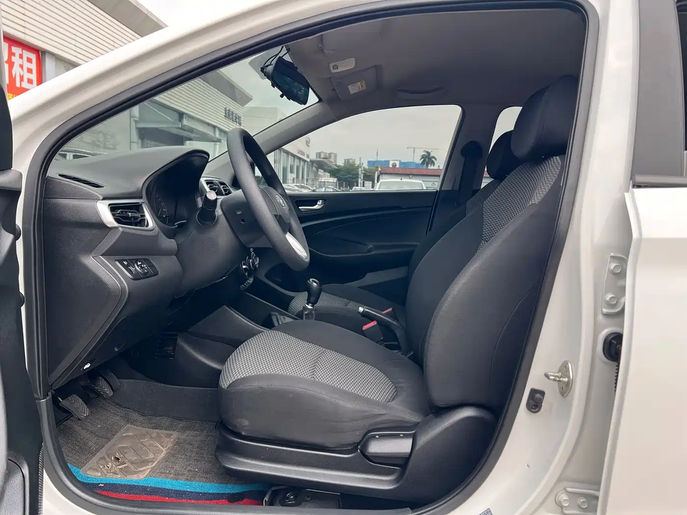 Hyundai Verna 2017 1.4L Manual Renewal China V фото 7
