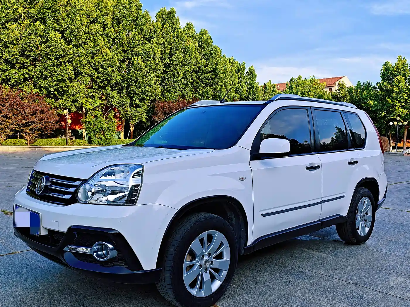 Dongfeng Fengdu MX6 2016 2016 2.0L Manual 2WD Pilot Edition