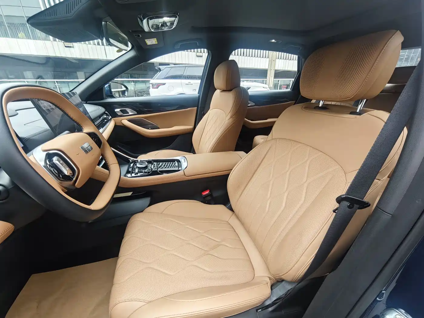 Geely Galaxy Galaxy A7 2025 EM-i фото 16