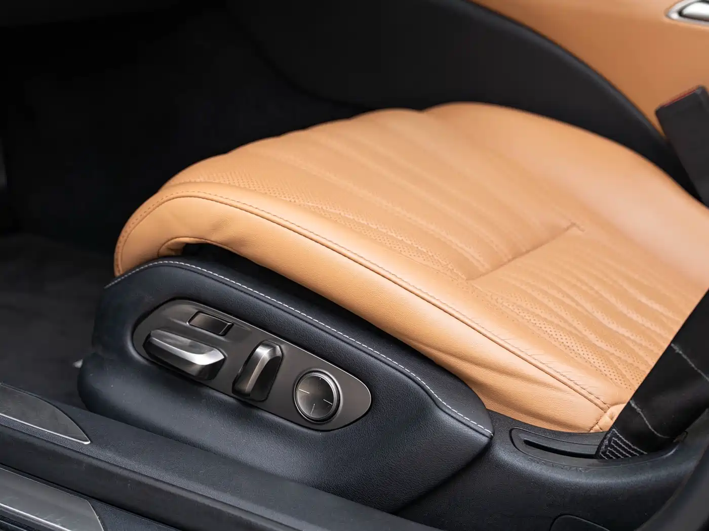 Lexus LS 2021 2021 500h Luxury Edition