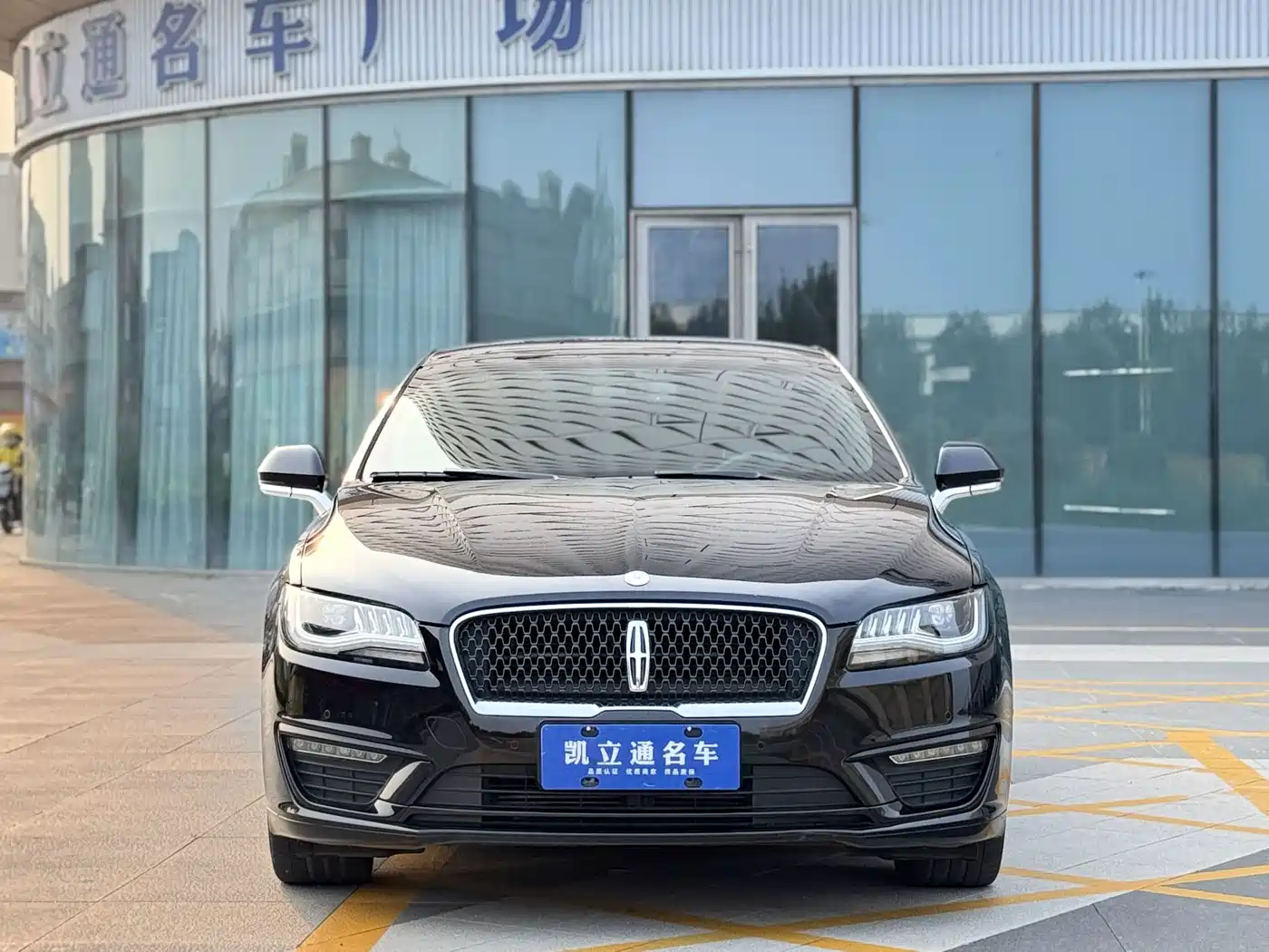 2021 Lincoln MKZ