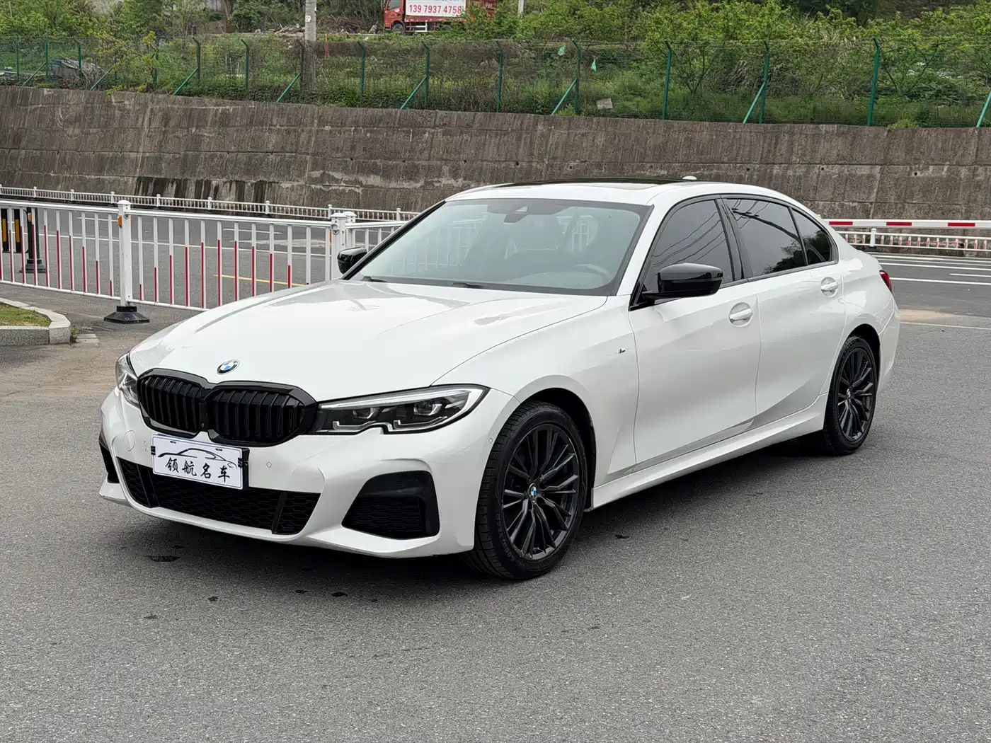 BMW 3 Series 2020 325Li M Sport Black Night Package