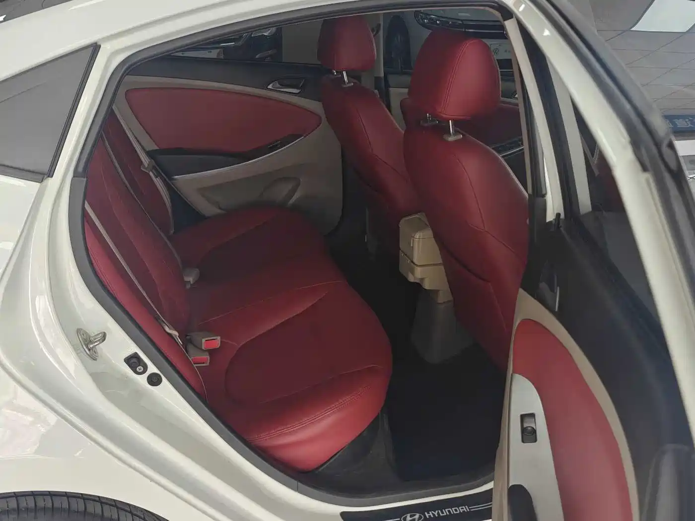 Hyundai Verna 2014 1.4L Manual Smart GLS фото 11