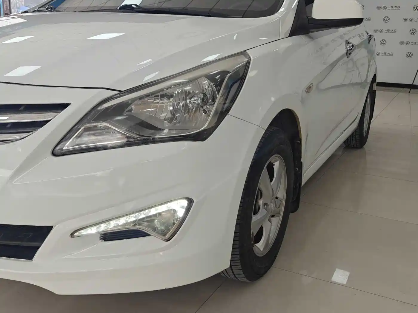 Hyundai Verna 2014 1.4L Manual Smart GLS фото 4