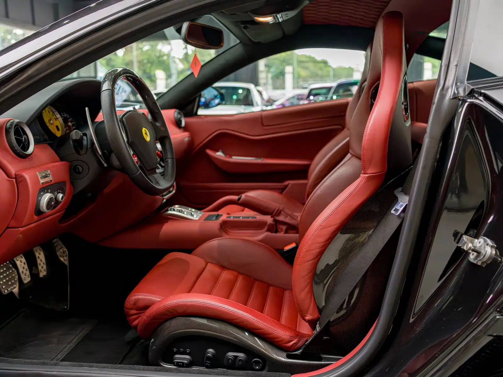 Фото 9 - Ferrari 599