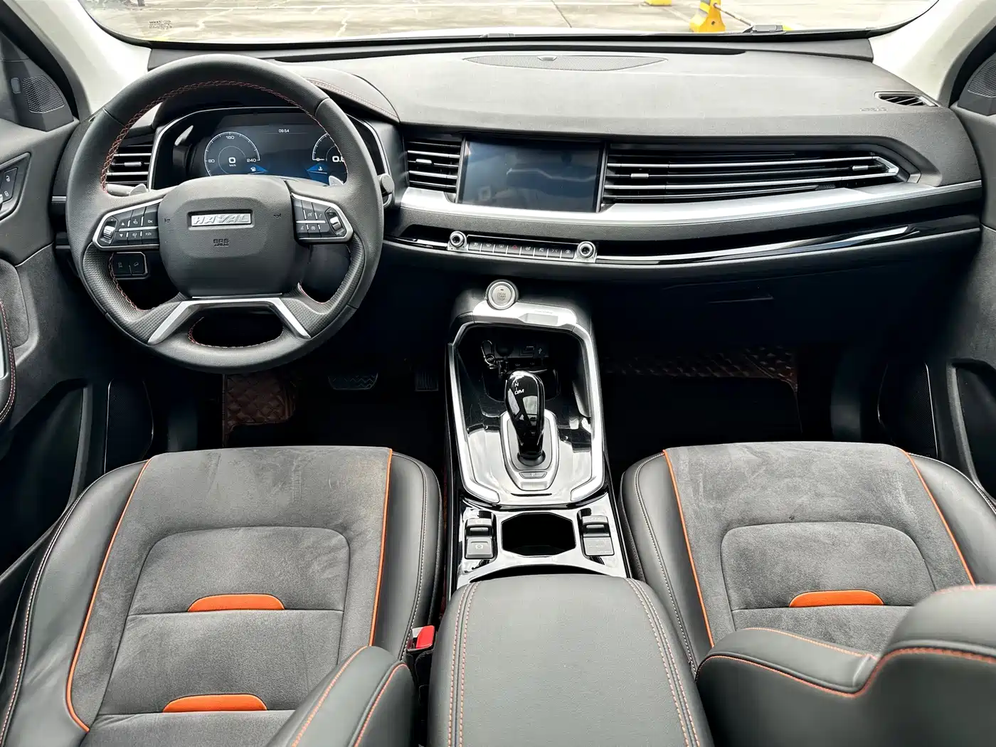 Фото 14 - Haval H6