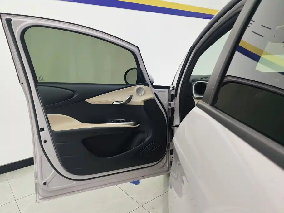 Фото 7 - BYD Dolphin