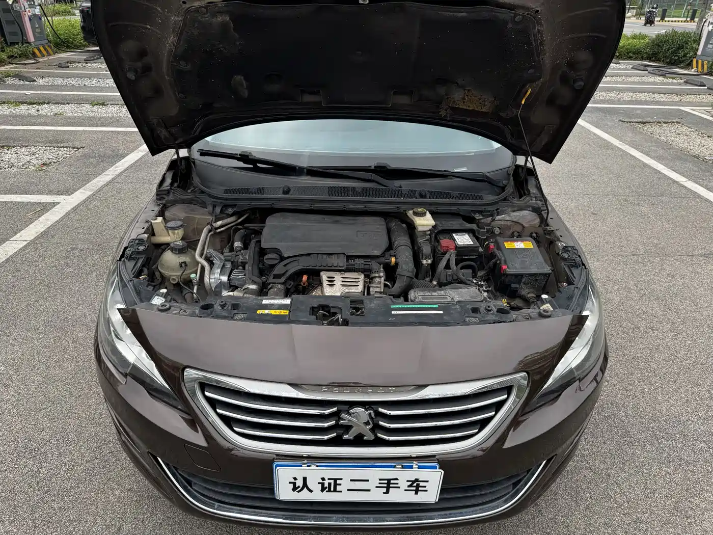 Peugeot 408 2015 1.2T Automatic Glory Edition фото 24