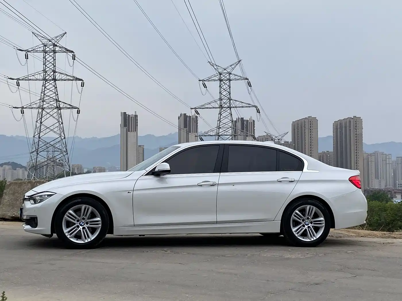 BMW 3 Series 2017 320Li Fashion фото 19