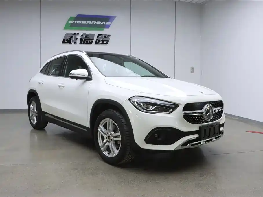 Mercedes-Benz GLA 2022 Facelift II GLA 200 фото 4