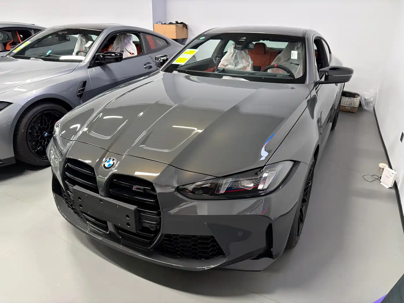 BMW M4 2024 BMW M4 Coupe M xDrive Competition фото 2