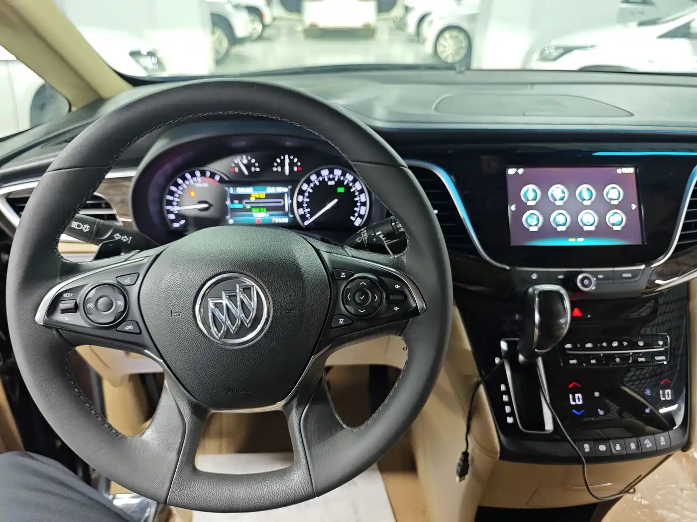 Buick GL8 2018 ES 28T Luxury Type China VI фото 12