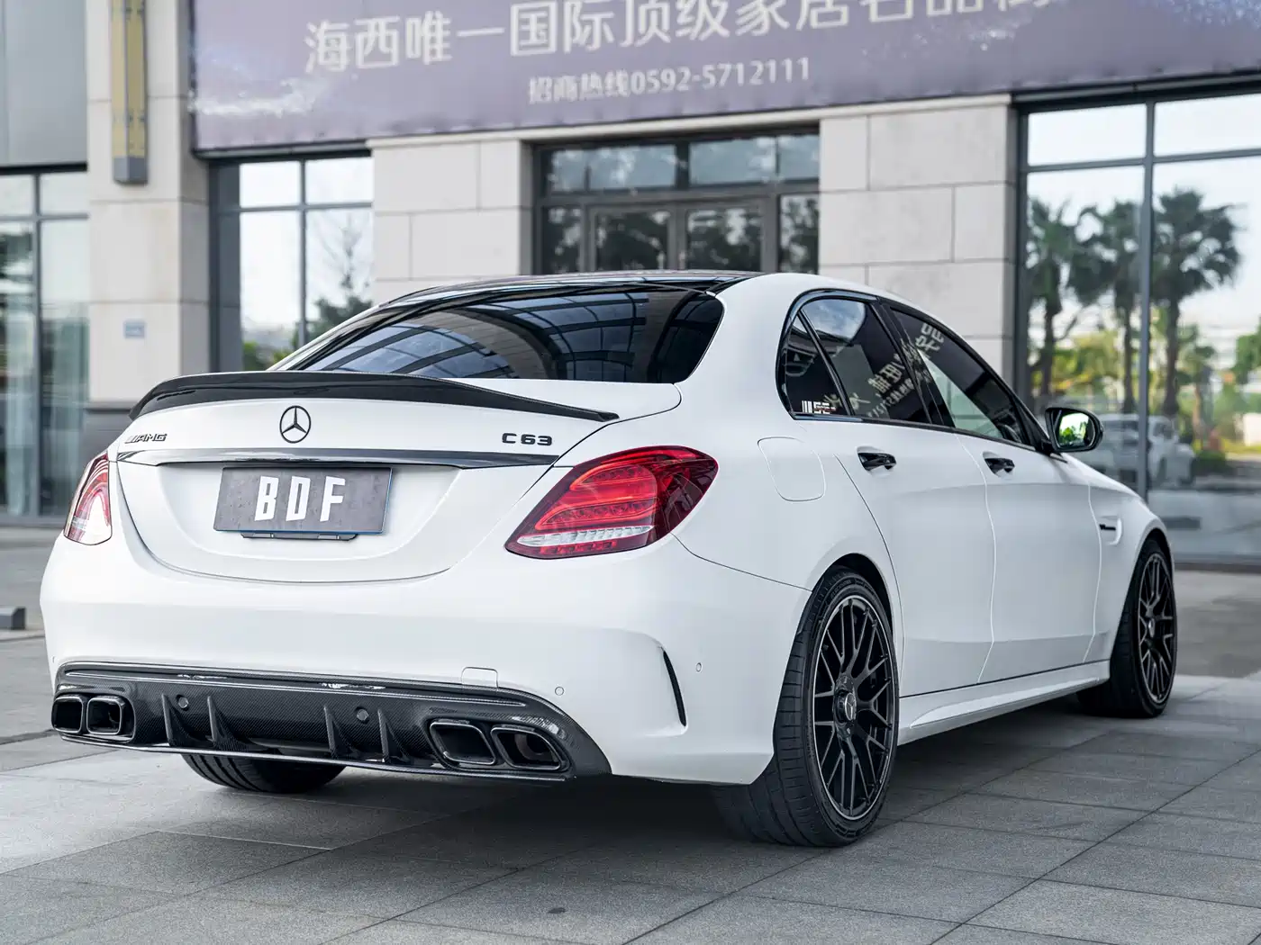 Mercedes-Benz C-Class AMG 2017 AMG C 63 фото 4