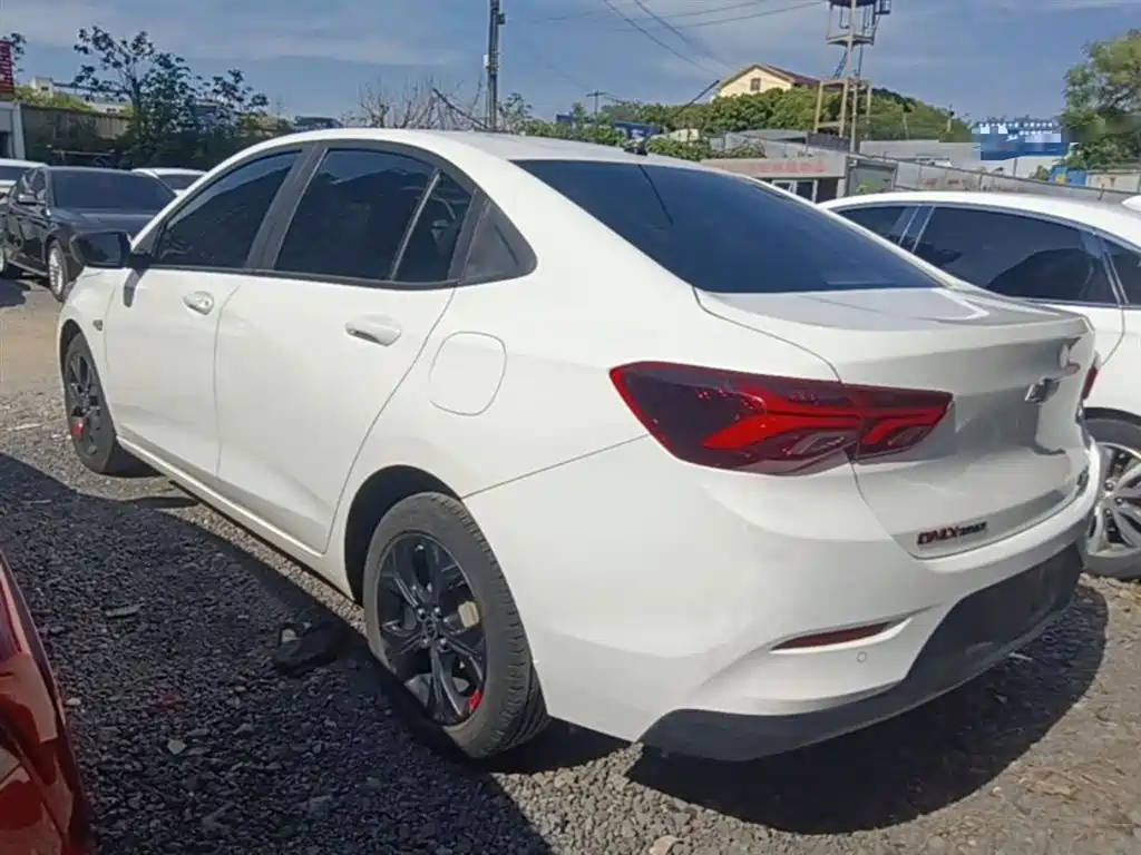Chevrolet Cavalier 2020 Redline 325T Auto Shining Edition China VI фото 5