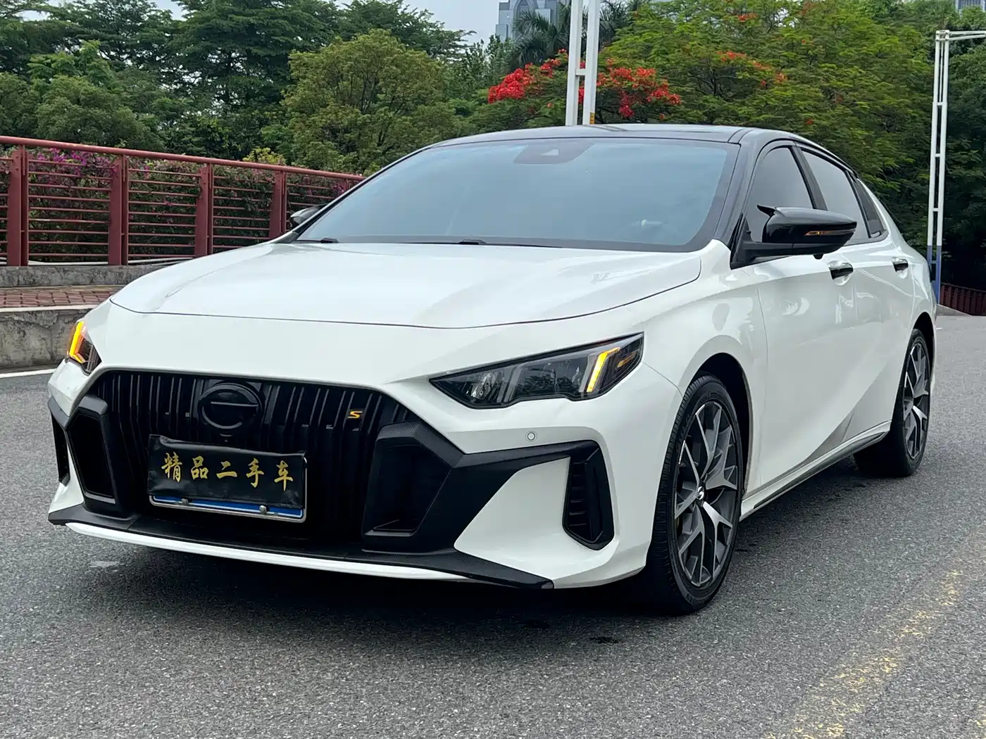 GAC Trumpchi Trumpchi Emkoo 2023 270T DCT J15 Edition