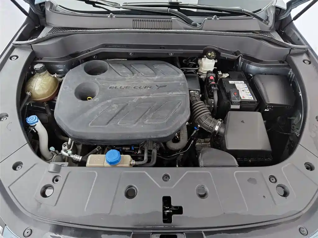 CHANGAN CHANGAN AUCHAN Z6