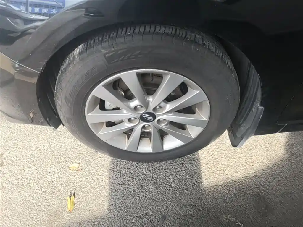 Hyundai Mistra 2014 1.8L Auto Smart GLS фото 23