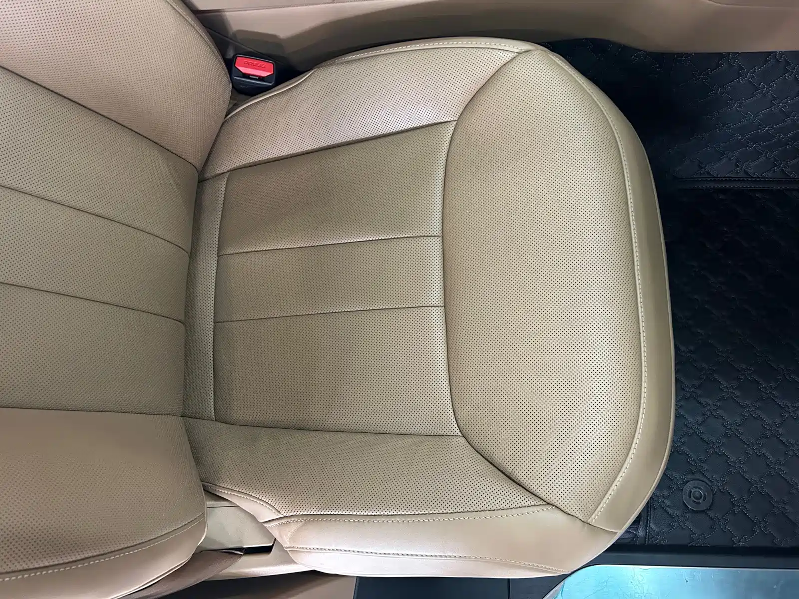 Фото 32 - Land Rover Range Rover