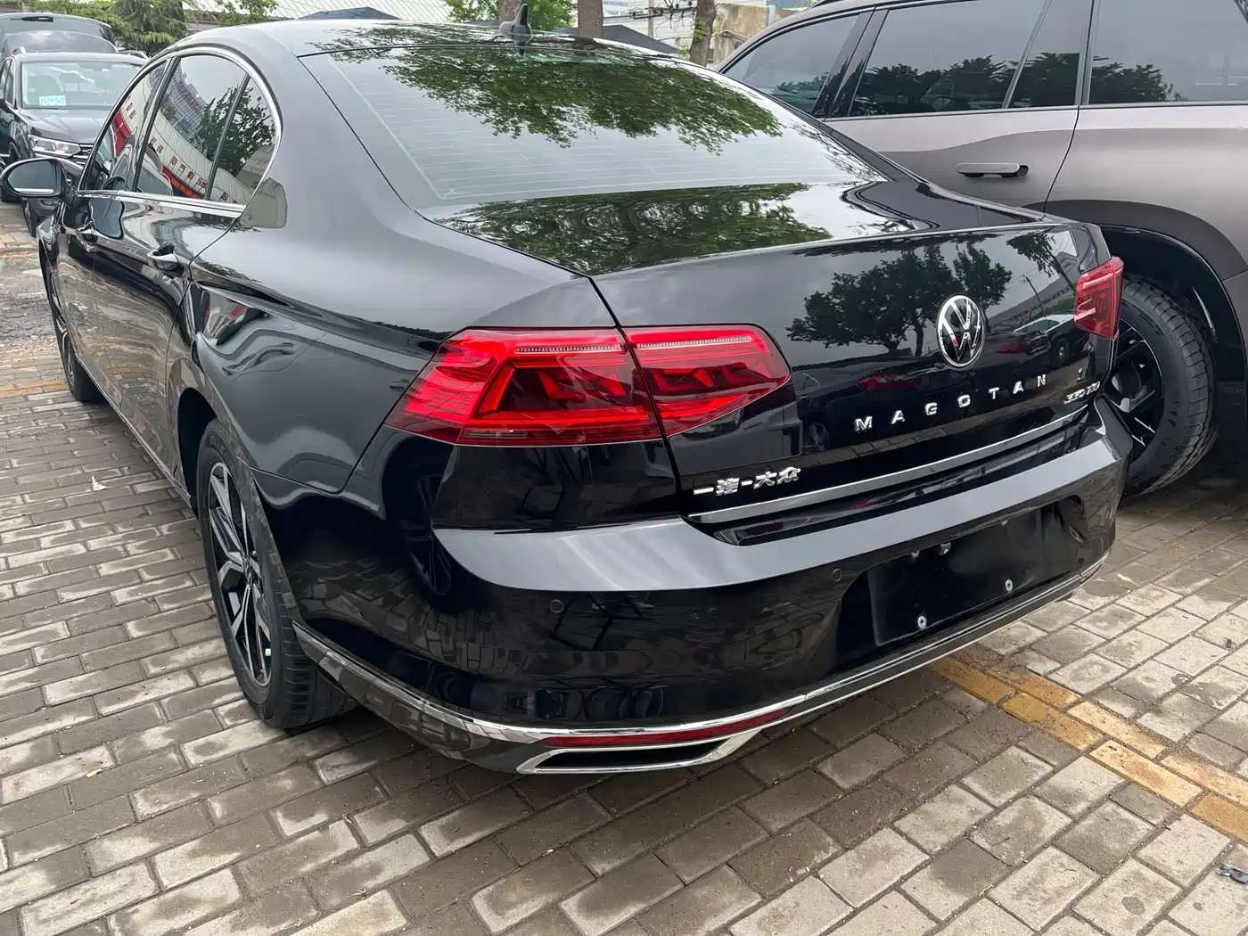 Volkswagen Magotan 2020 330TSI DSG Leading фото 9