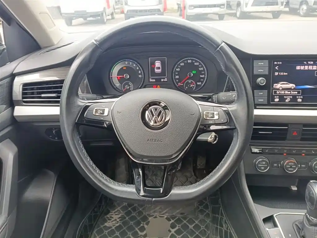 Volkswagen VW Lavida EV 2019 Premium Edition фото 7