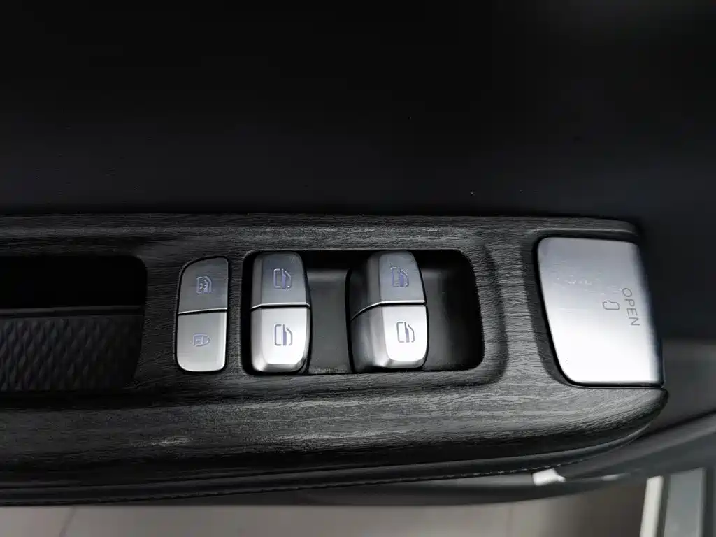 Chery Fengyun Fengyun A8L 2025 2025 1.5TGDI 145km Luxury