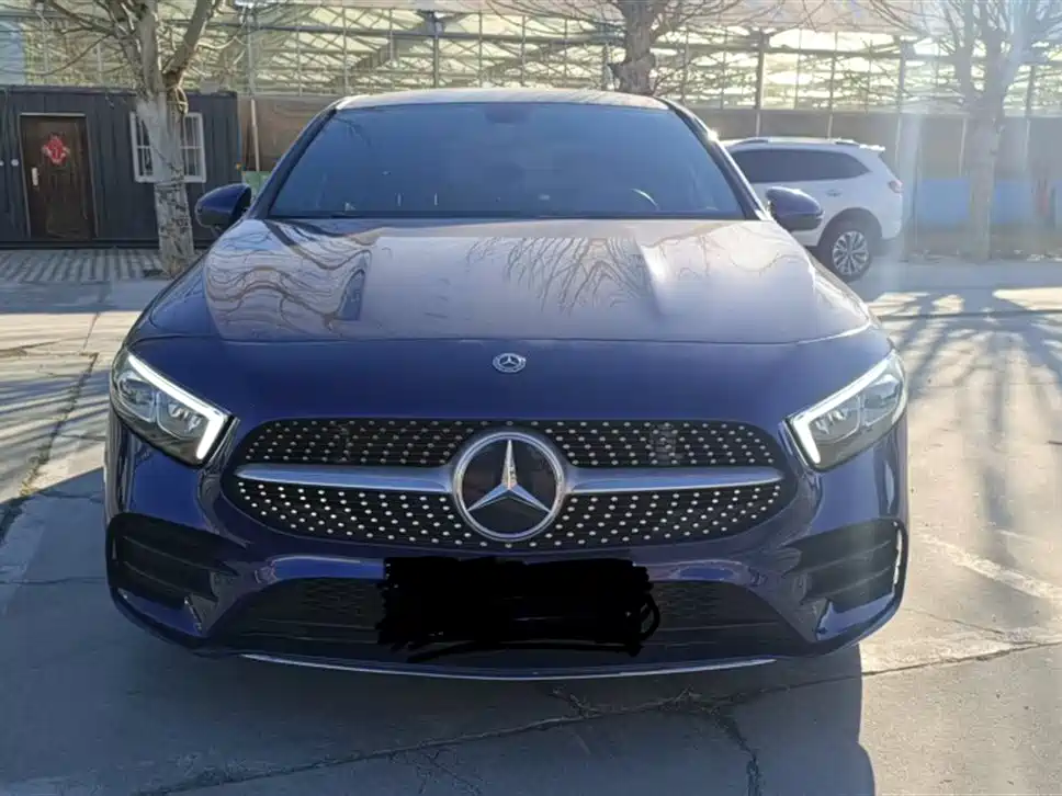 Mercedes-Benz A-Class 2020 Facelift A 200 L Sport Sedan Fashion фото 3