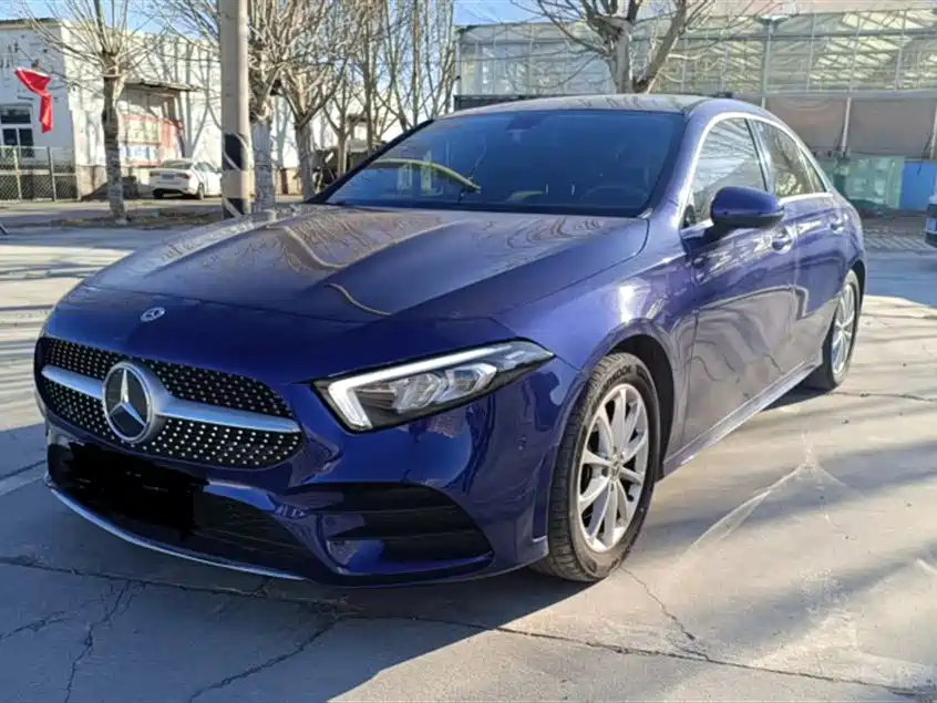 Mercedes-Benz A-Class 2020 Facelift A 200 L Sport Sedan Fashion фото 2