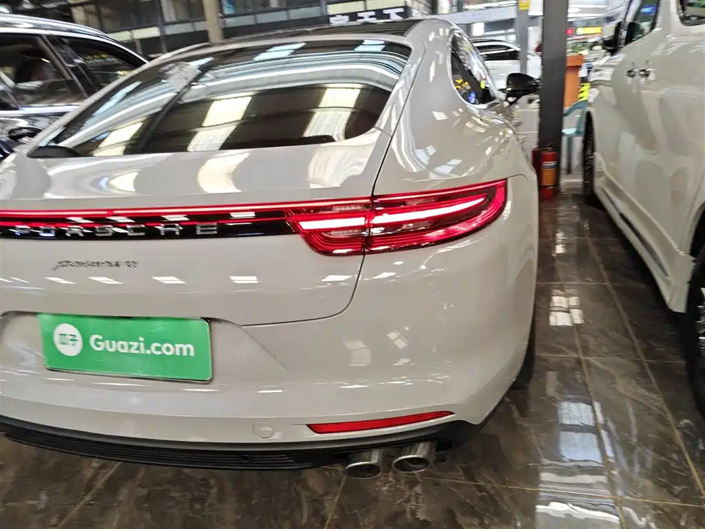Porsche Panamera 2019 Panamera 2.9T фото 24