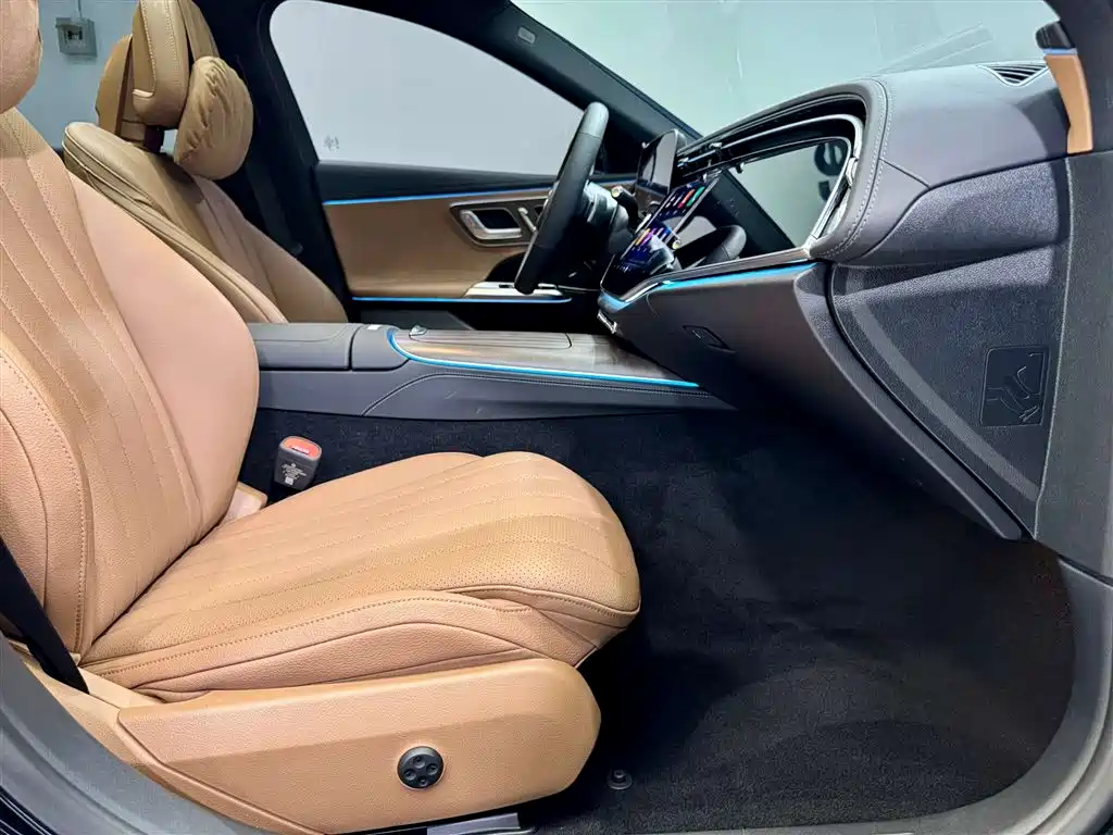 Mercedes-Benz E-Class New Energy 2024 E 350 e L Plug-in Hybrid Sedan фото 19