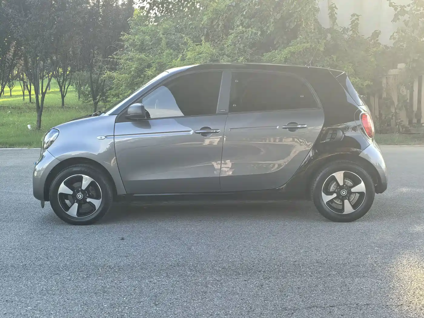 smart forfour 2018 2018 1.0L 52kW Passion Edition