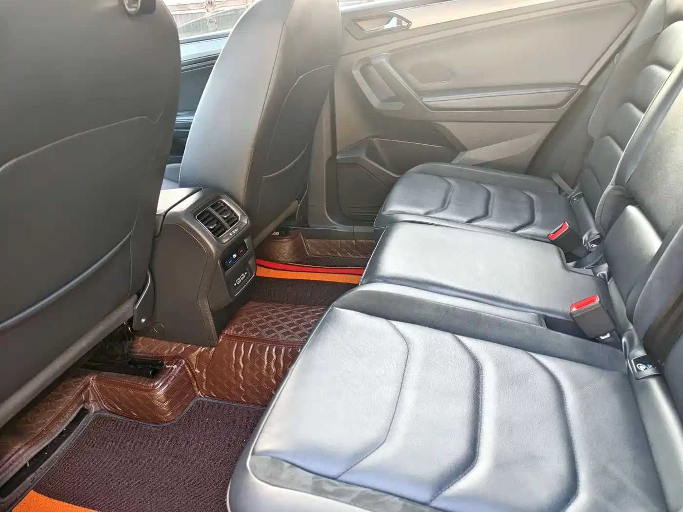 Volkswagen Tiguan L 2019 330TSI Automatic 2WD Smart Luxury Edition China VI фото 20