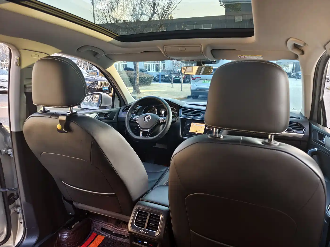 Volkswagen Tiguan L 2019 330TSI Automatic 2WD Smart Luxury Edition China VI фото 21