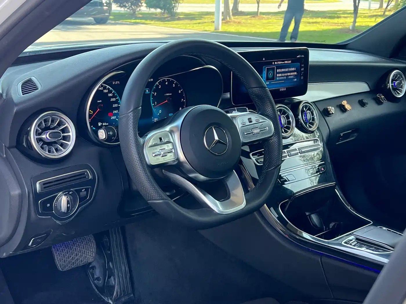 MERCEDES-BENZ CLASS C