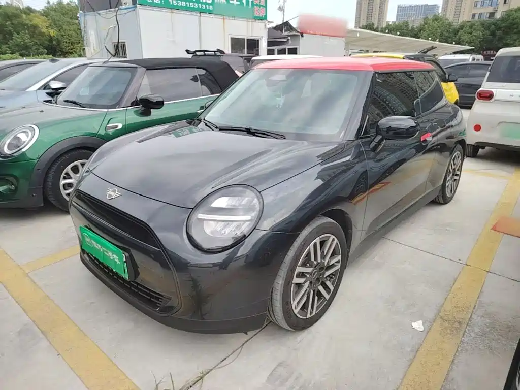 صورة 1 - MINI Electric MINI COOPER