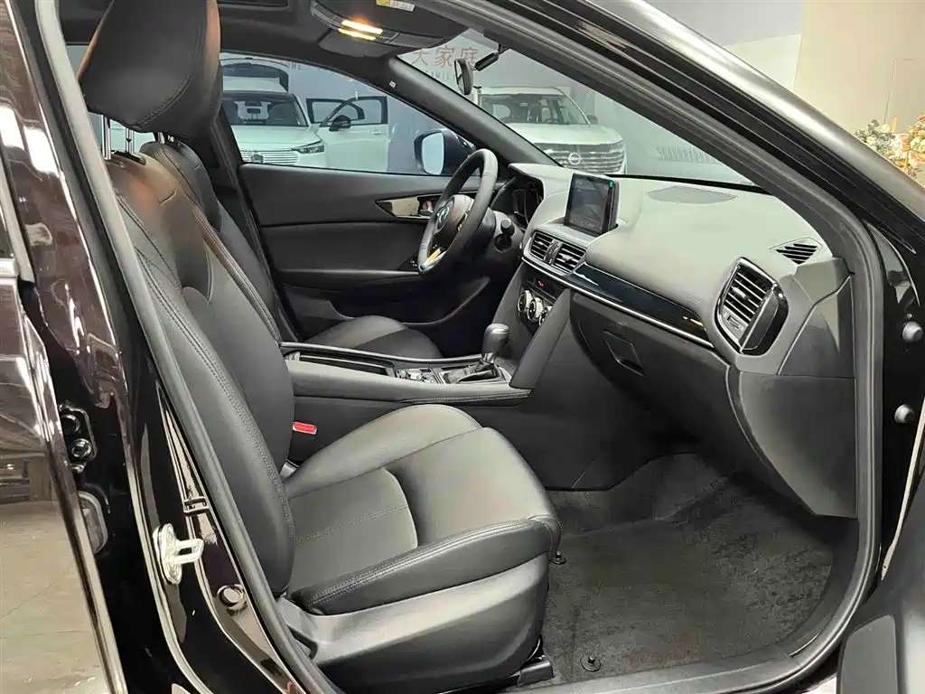 Mazda CX-4 2023 2021 2.0L Auto FWD Skyactiv Vitality Edition